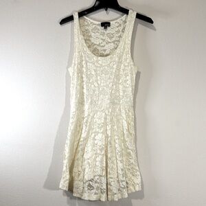 Aritzia lace dress